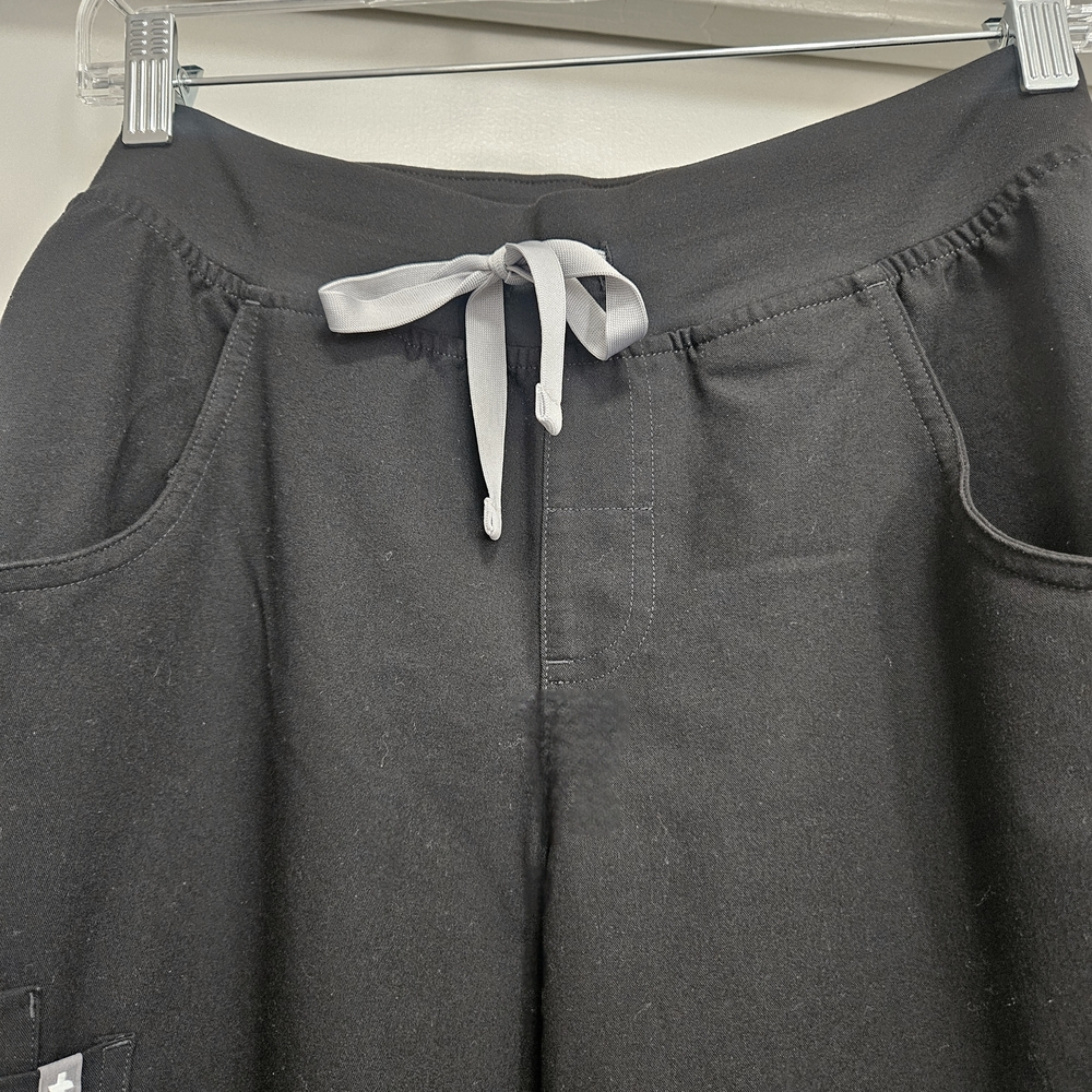 Kade Cargo Scrub Pants - Picture 4 of 16